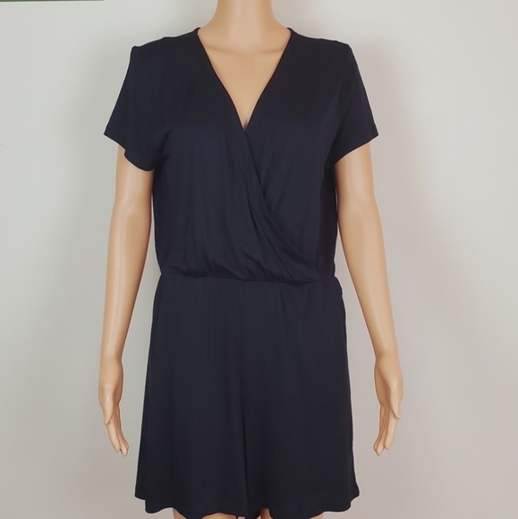 H&M short sleeve wrap front romper size M - Picture 6 of 12